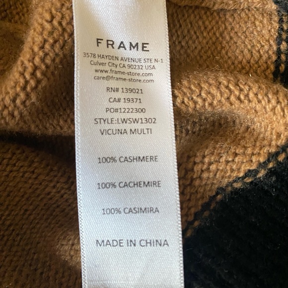 Frame Color-block Cashmere Crewneck Sweater - XS - Picture 13 of 14